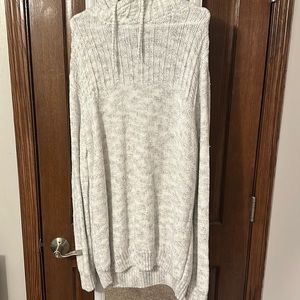 Commerce men’s sweater
